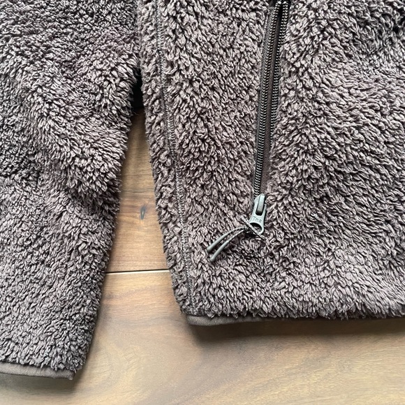 Aritzia TNA Teddy Sherpa Zip Up Jacket With Hood Size S - Picture 5 of 9